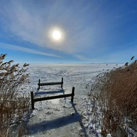 Leon Mit Sauna בית נופש *